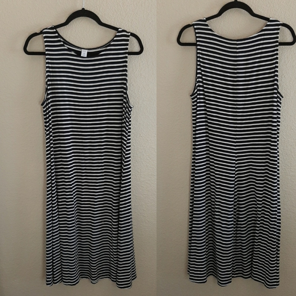 Old Navy Black and White striped Swing dress